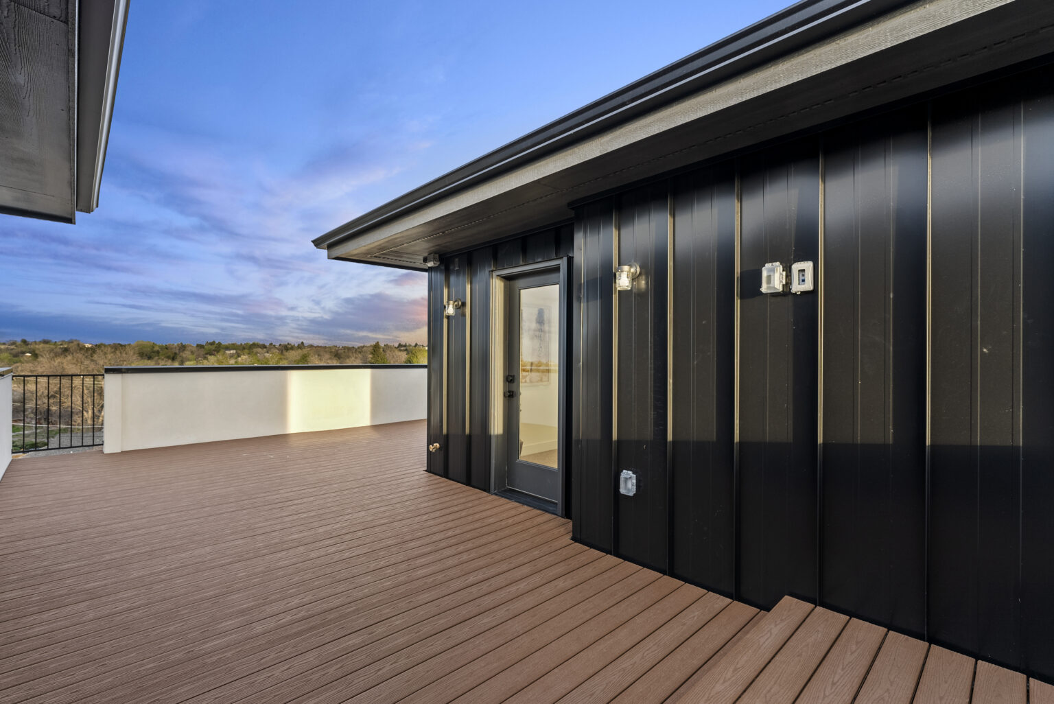 Applewood "Luxury Townhomes" Wild & Mild Homes